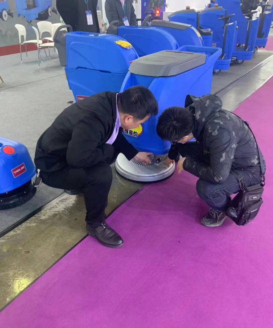 湾仔小型电动洗地机是否适合用于环卫保洁